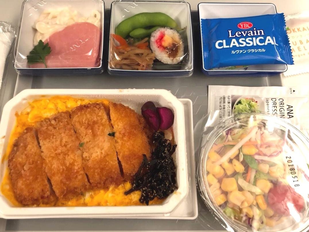 日本航空飞机餐免费吗,日本飞机盒饭