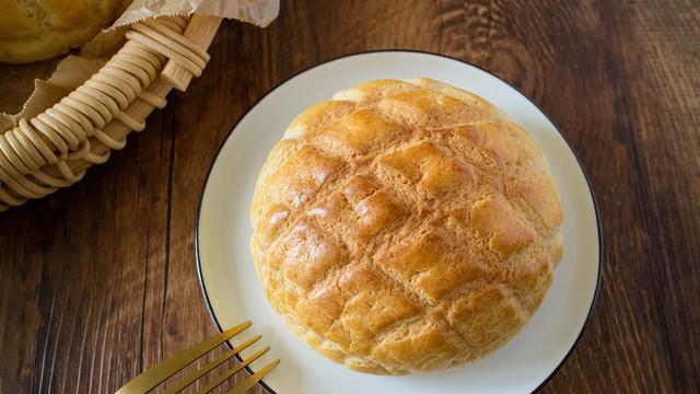 好吃到爆菠萝包轻松在家做酥皮,超好食菠萝包做法