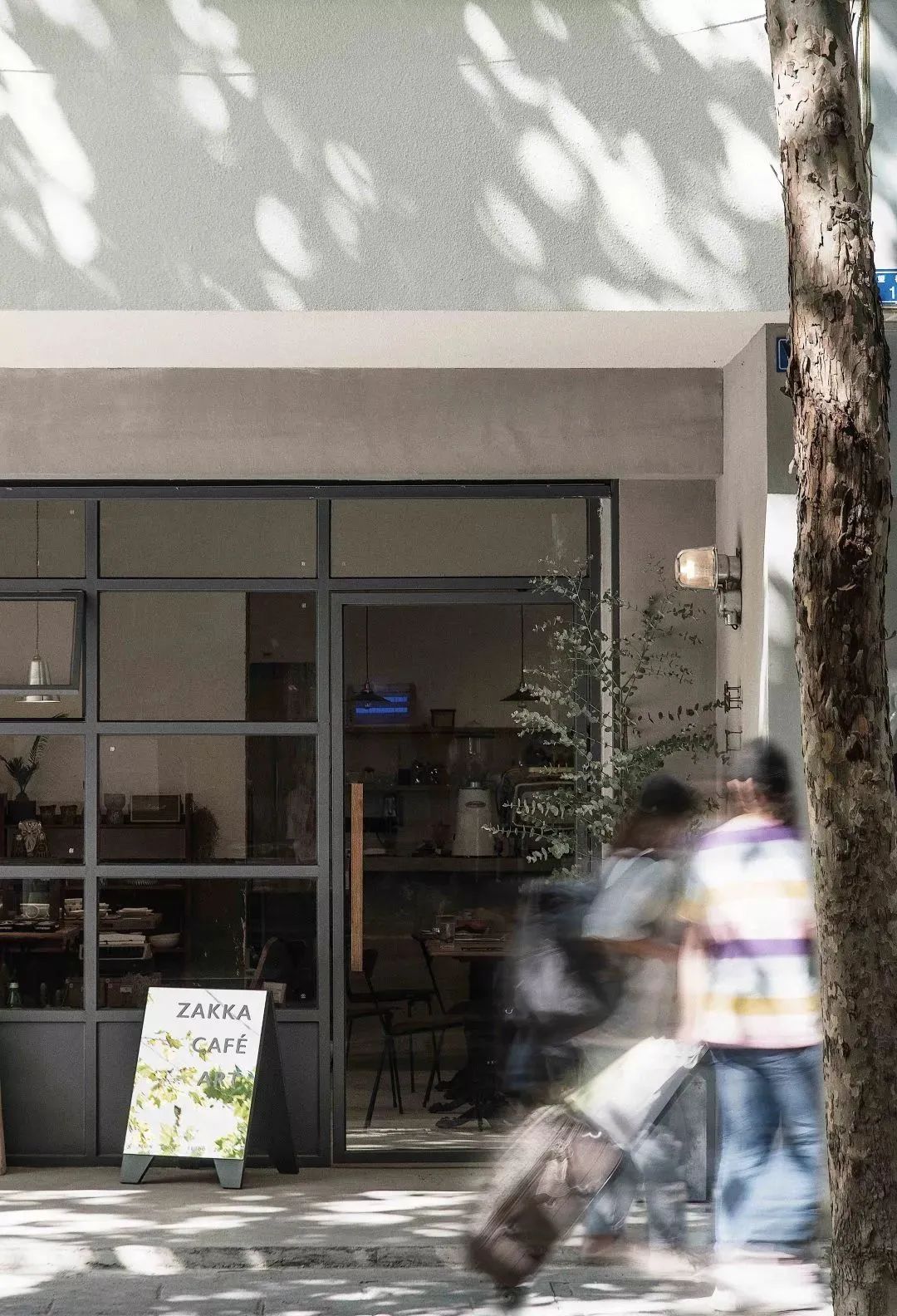 成都街道门面推荐,成都一街道商铺招牌