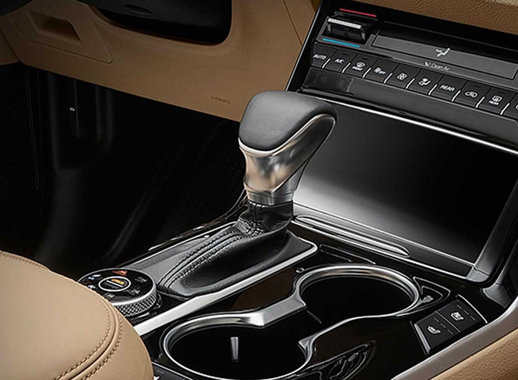 起亚霸锐2021款3.0t柴油版越野,新款起亚霸锐越野视频