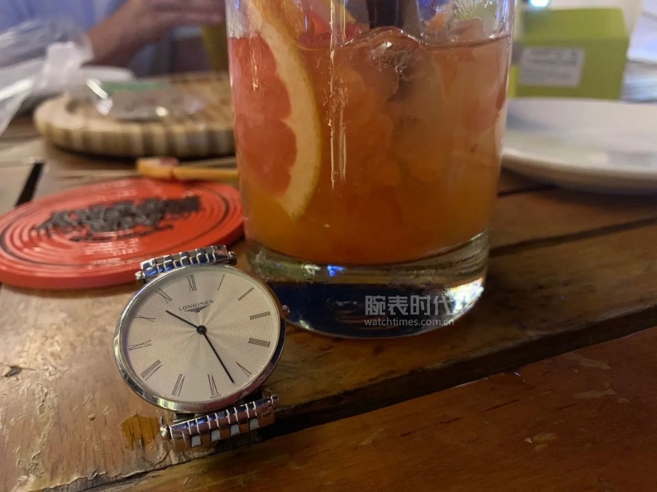 网友晒上千万的手表,网友晒1300手表