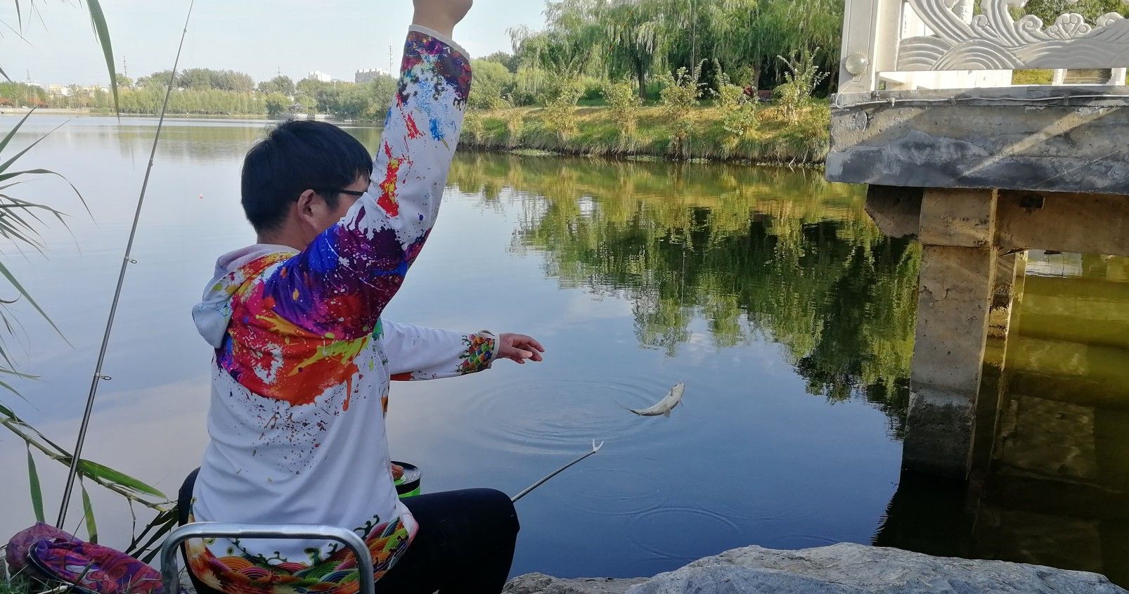 钓浮最简单的调漂方法,鲫鱼钓底还是钓浮怎么调漂