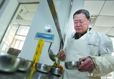 《侯海洋基层风云》没脑子的厨师老段