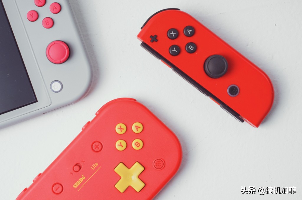 不简单限量版,八位堂lite蓝牙手柄