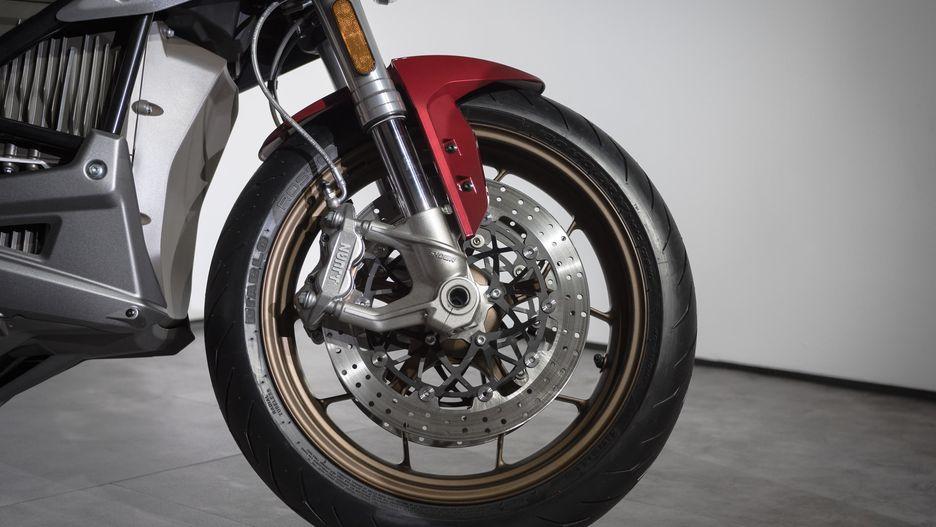 zerosrs鐢垫懇,1.5鐮寸櫨瓒呯骇鐢垫懇