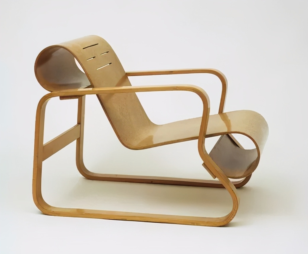 没设计过一两把网红椅，都不好意思被誉为建筑大师