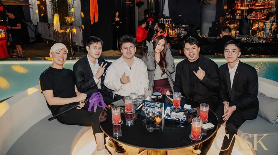 宝安最高楼酒吧,深圳平安大厦118层酒吧