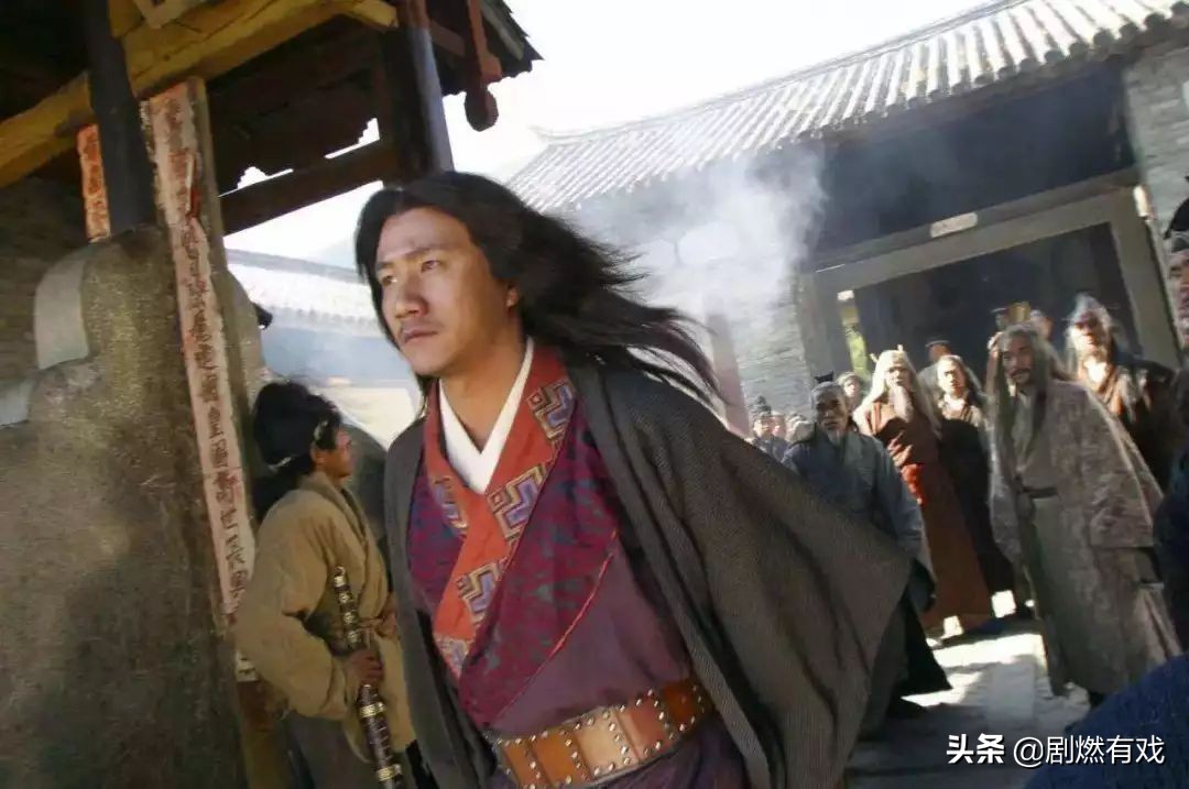 金书奇谈：萧峰王者霸气不输常人，但还是难过情字！