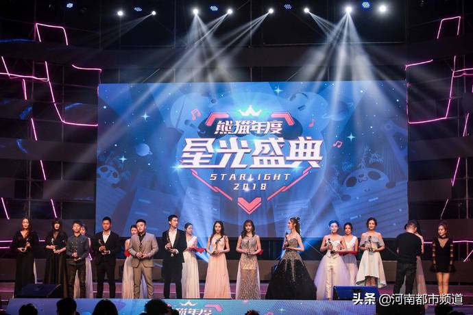 熊猫女郎最后一夜:直播关停被欠薪，曾冲王思聪来！