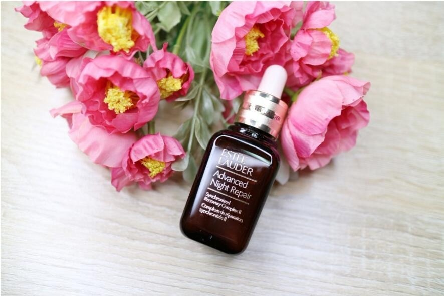 冬季夜间修护肌肤，雅诗兰黛特润修护肌透精华露测评