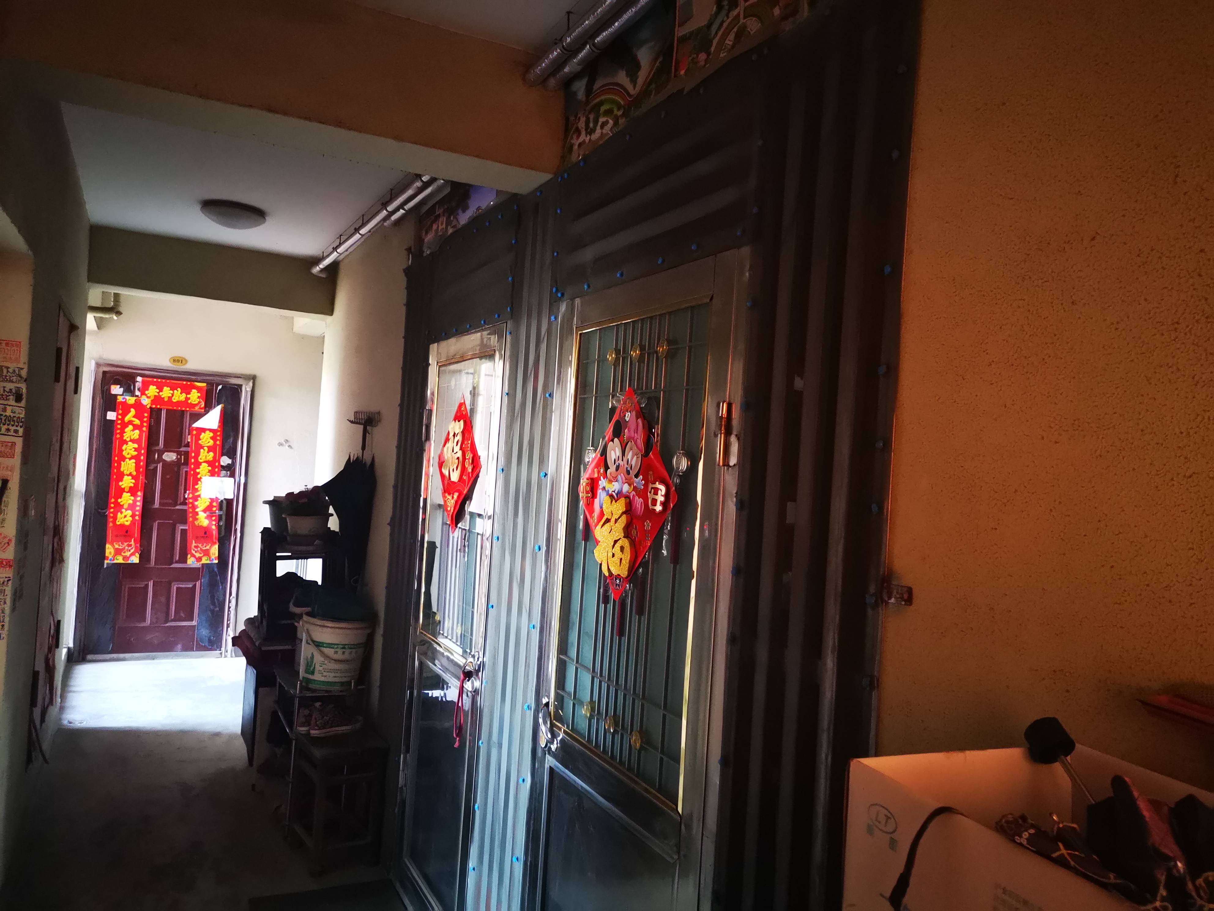 楼道自家门口能放鞋柜吗,楼道可以放私人鞋柜吗