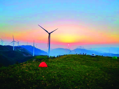 徒步达人郭晖：他用双脚踩出了桂林多条徒步路线