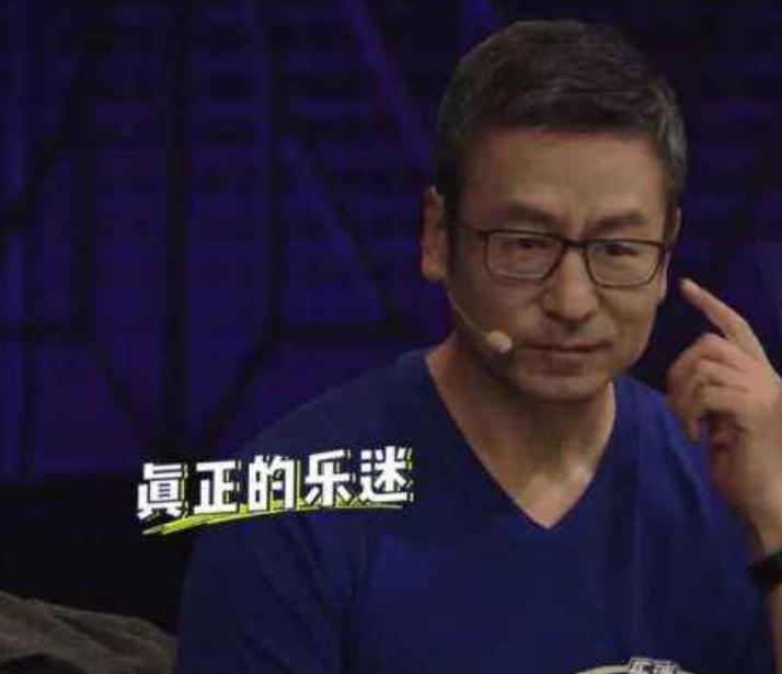 央视主持人白岩松足球,中国足球主持人白岩松