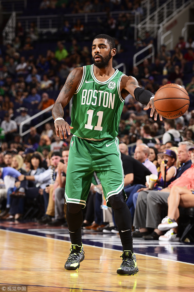 NBA今日球鞋精选：NIKE未来外线头牌“内战”塔克上脚稀有AJ4