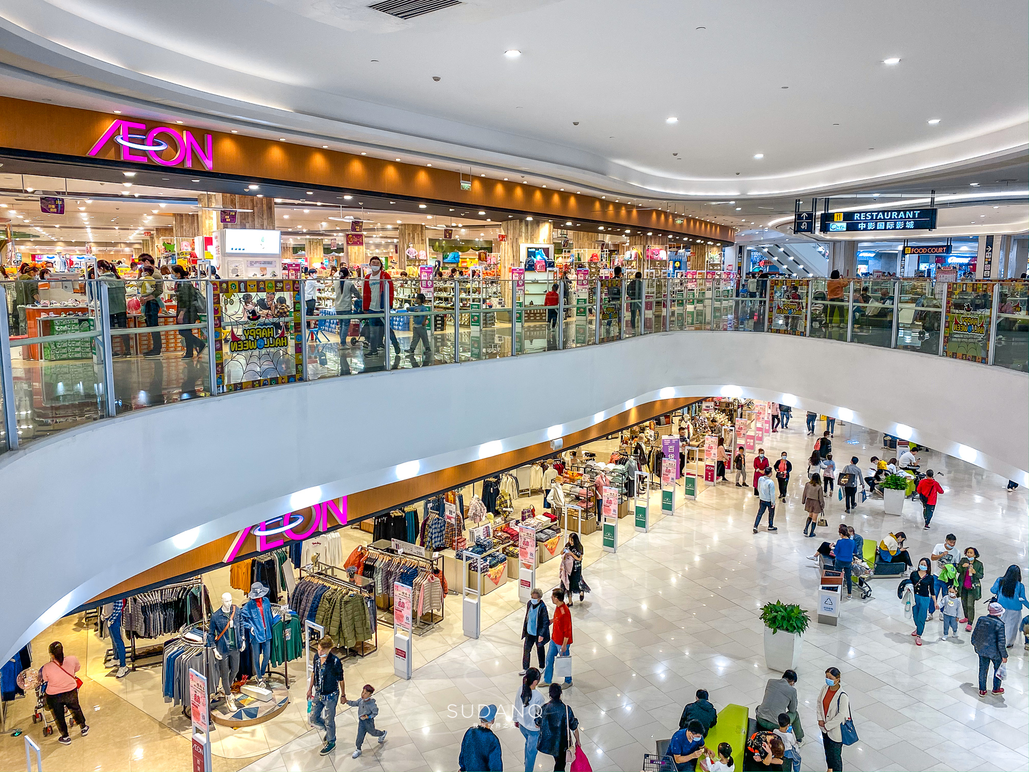 武汉人气最旺的购物中心,武汉最大的购物中心在哪里