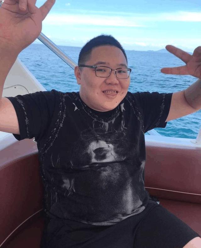 LOL：他曾和UZI齐名，拉黑过PDD，LPL首位5杀先生，如今已无消息