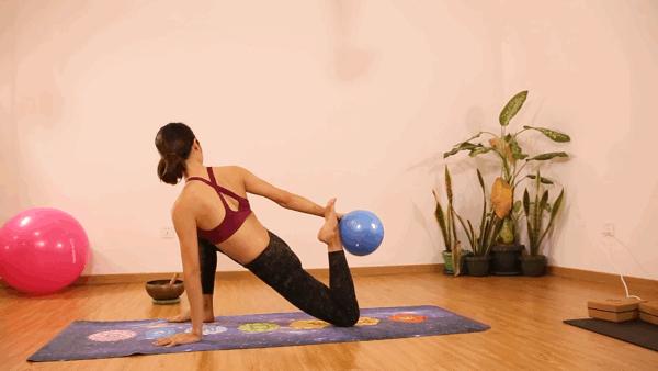 小姐姐把成都知名瑜伽连锁品牌带到菲律宾，开业1年多，生意火爆