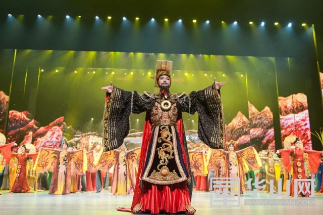 大型史诗舞台剧秦俑情震撼首演,秦俑情舞台剧在哪里举行