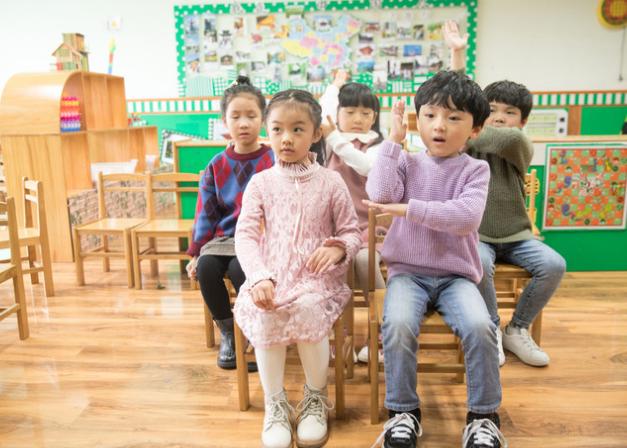 孩子幼儿园选择公立还是私立的好,3-6岁娃如何选择合适的幼儿园