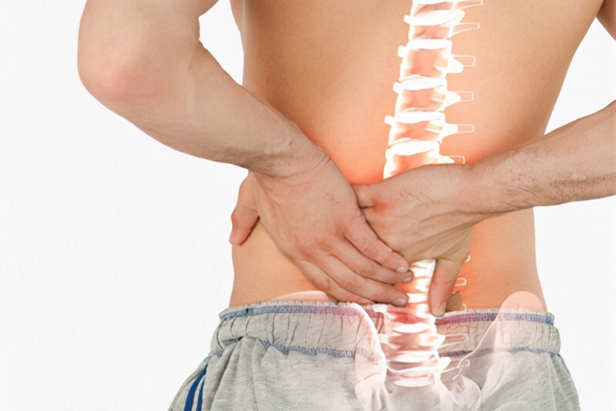 游泳动作治疗腰椎疼,游泳可以改善腰椎病吗