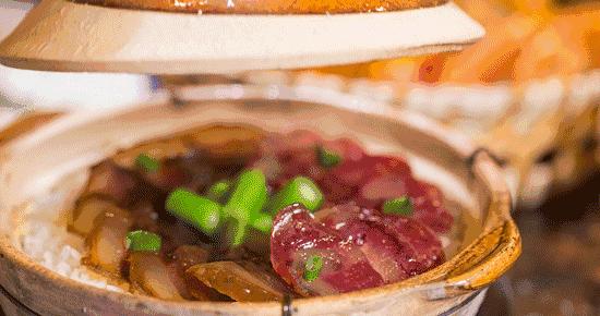 德国人对香肠爱得深沉，中国人同样对香肠欲罢不能（菲李漫画）