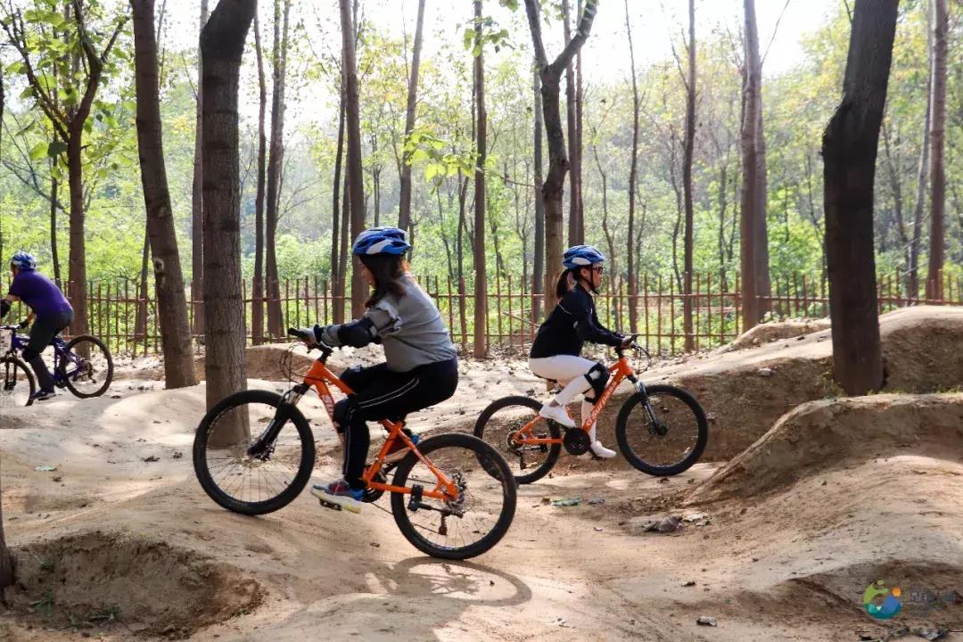 走胃更走心，一份热气腾腾的欢聚邀请已发出，请查收！