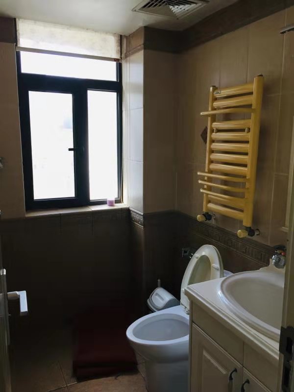 7月7号开拍正弘旗小区大豪宅