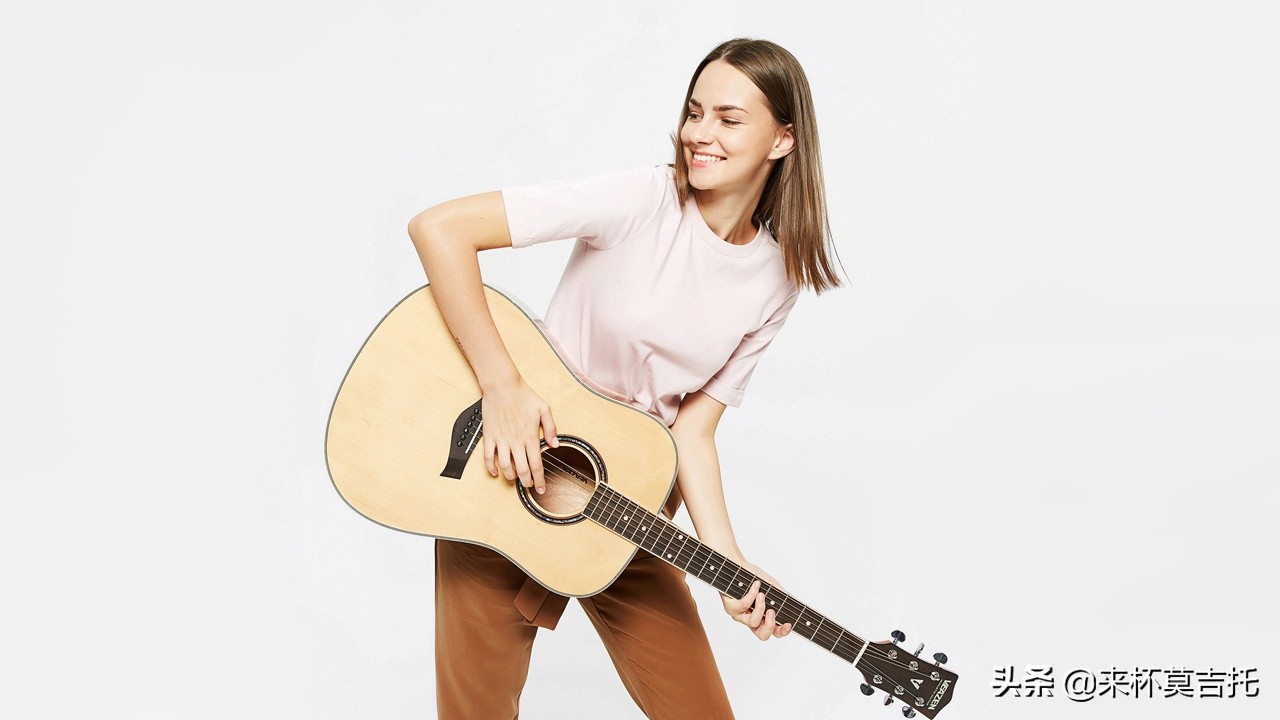 1000元左右的吉他哪个品牌的好,吉他选购推荐1000元到2000元