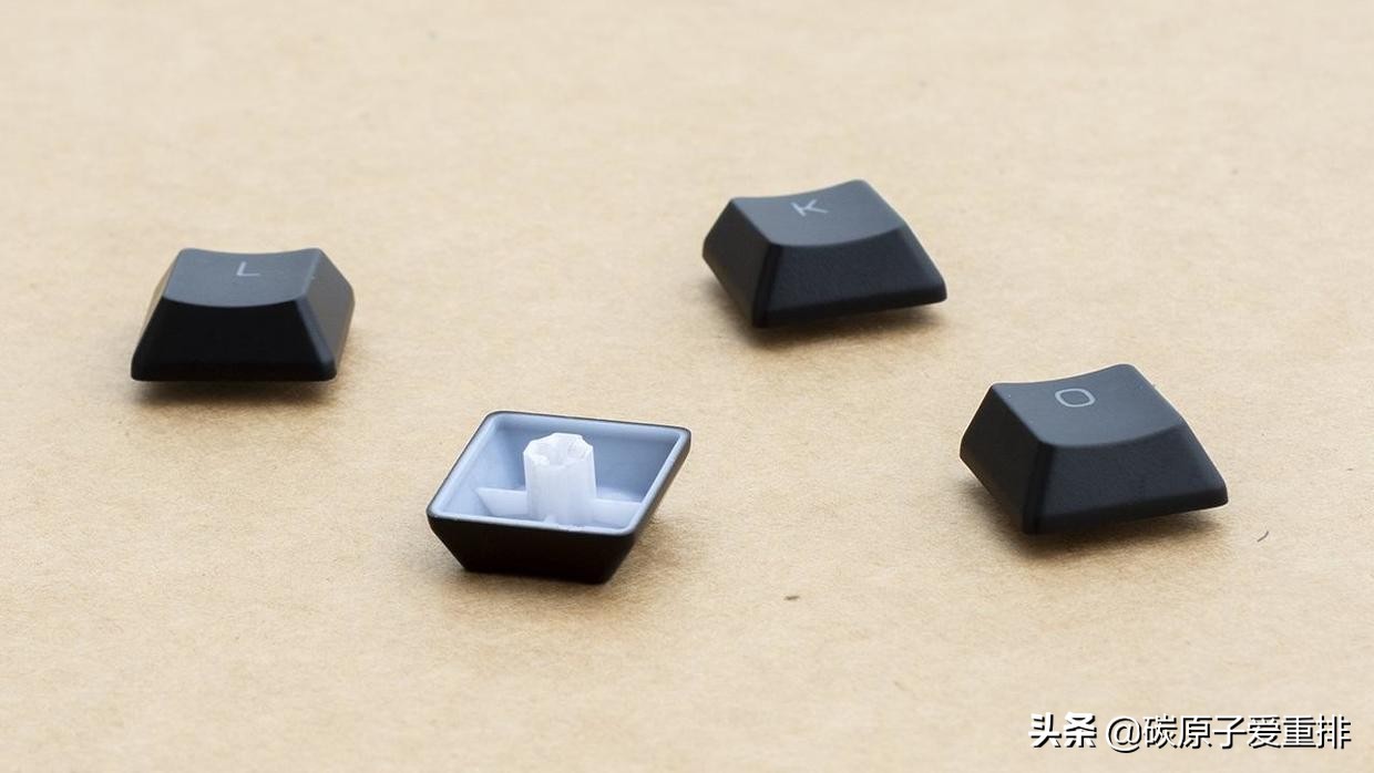 雷蛇黑寡妇蜘蛛标准版机械键盘,雷蛇黑寡妇蜘蛛键盘测评