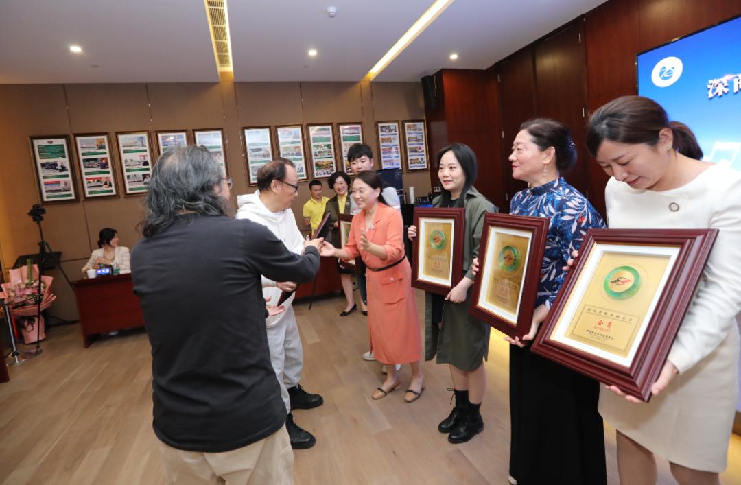 深商半月谈|王佑贵、田地的深圳情怀,续写春天的故事