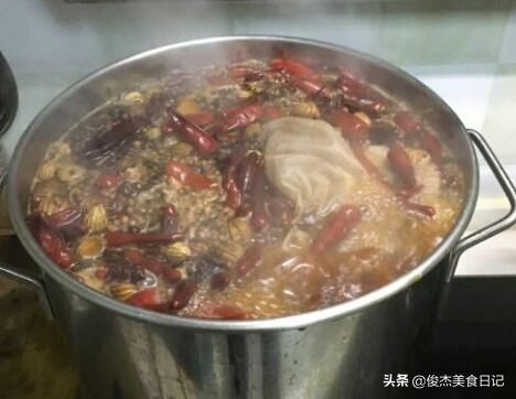 揭秘18种做菜常用的香料知识,厨房必备干货香料有哪些