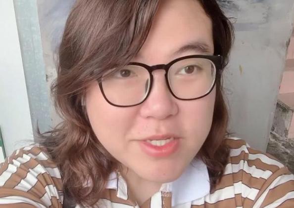 网红浪胃仙直播承认性别,浪胃仙性别之谜