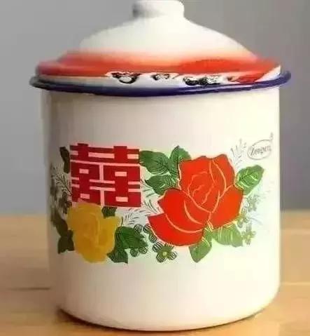 泪崩了歌曲原唱,泪崩了原唱完整版视频