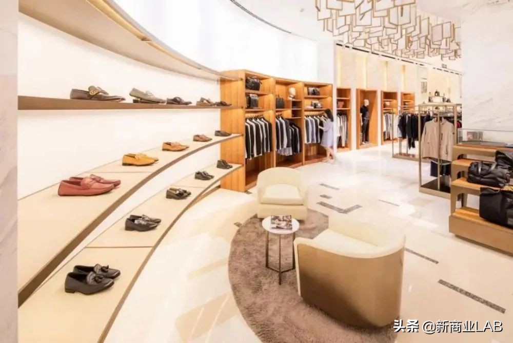 武汉青年路上，这座新“美学商场”藏着多少惊喜？