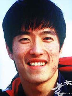 脸上痘痘爆脓怎么处理,小孩脸上痘痘怎么处理