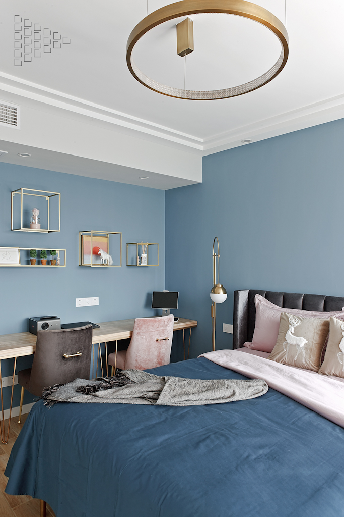 乳胶漆墙面磕碰的坑怎么补,新房乳胶漆颜色怎么避坑