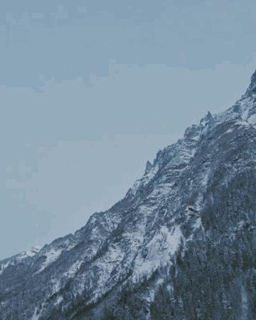 把童话世界穿在身上,lv2020秋冬巴黎时装秀