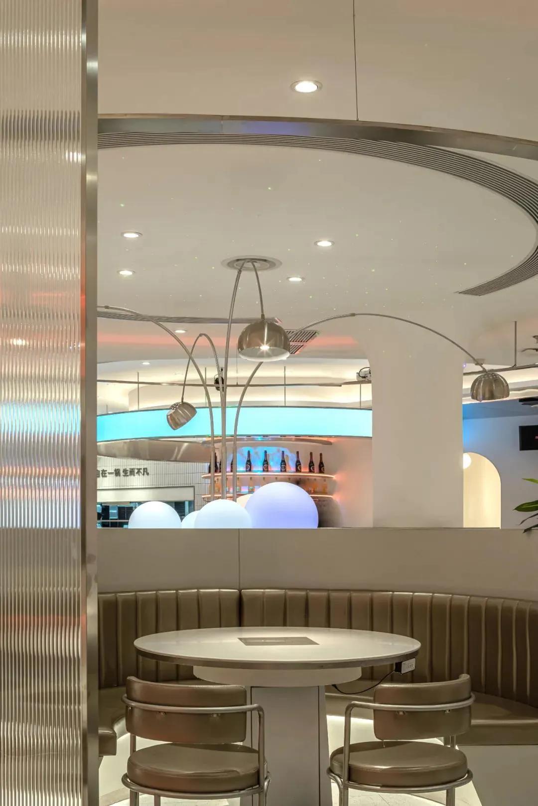 呷哺呷哺设计方案,呷哺呷哺餐厅空间布局分析