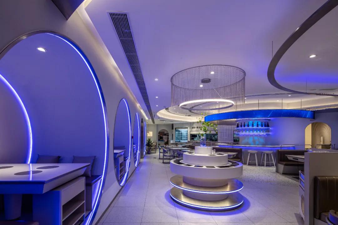 呷哺呷哺设计方案,呷哺呷哺餐厅空间布局分析