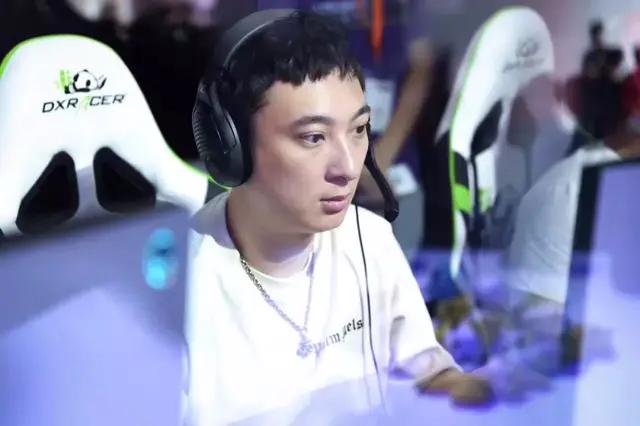 王思聪去米其林吃饭,王思聪去日本吃面