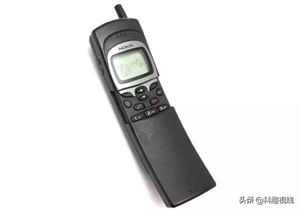 曾经最潮的功能手机，20几年前就买到了4000元，你还记得哪一款？