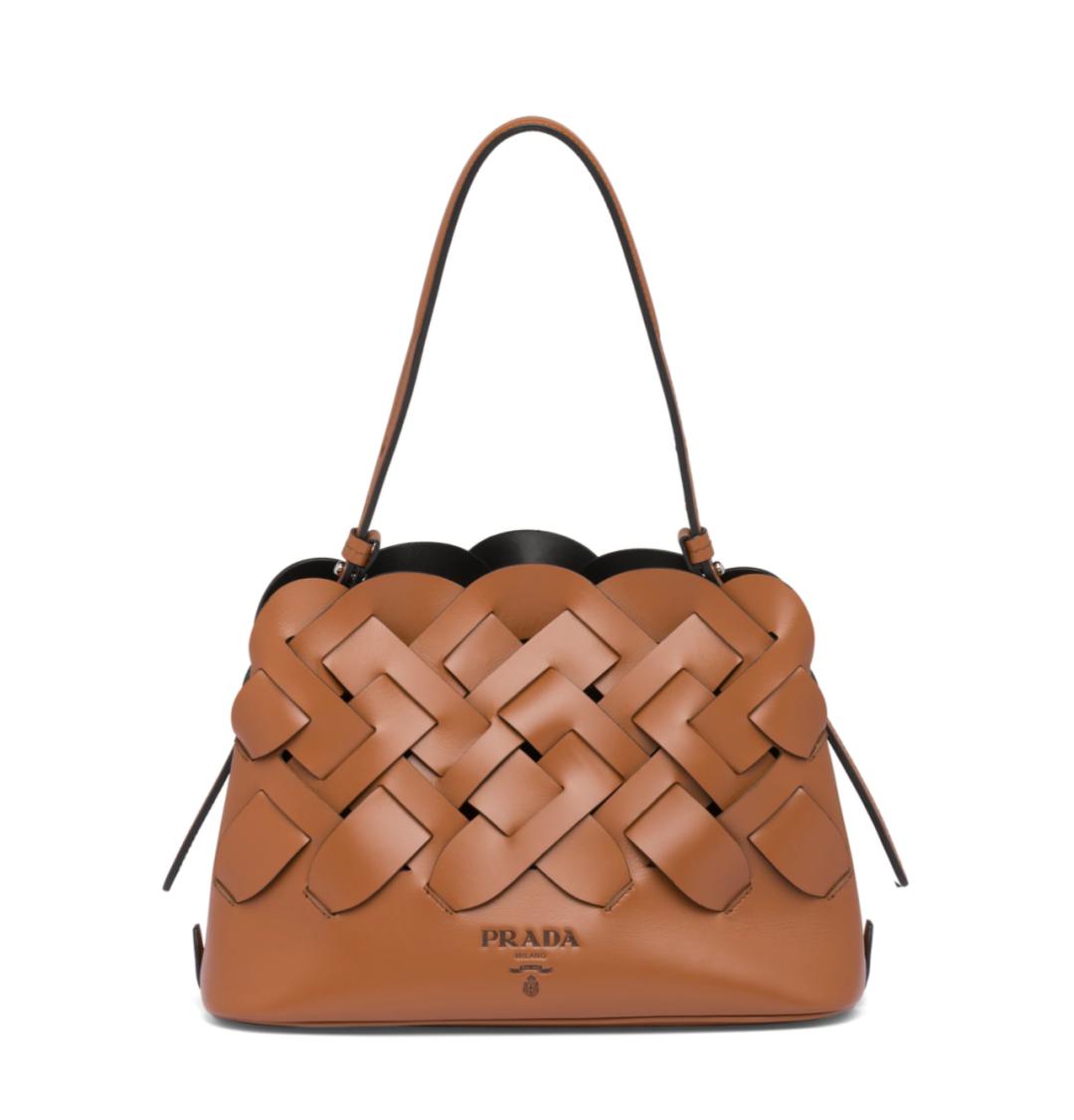 2023全球品牌价值100强榜单发布,prada品牌核心气质与理念