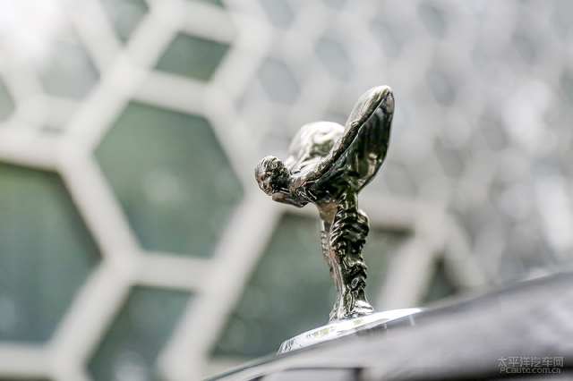 试驾劳斯莱斯曜影2020款,试驾劳斯莱斯幻影2022新款