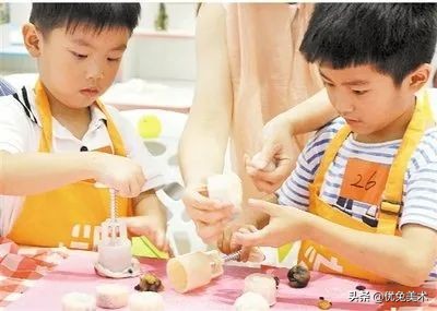 中秋节做花灯猜灯谜,赏灯猜谜玩转中秋