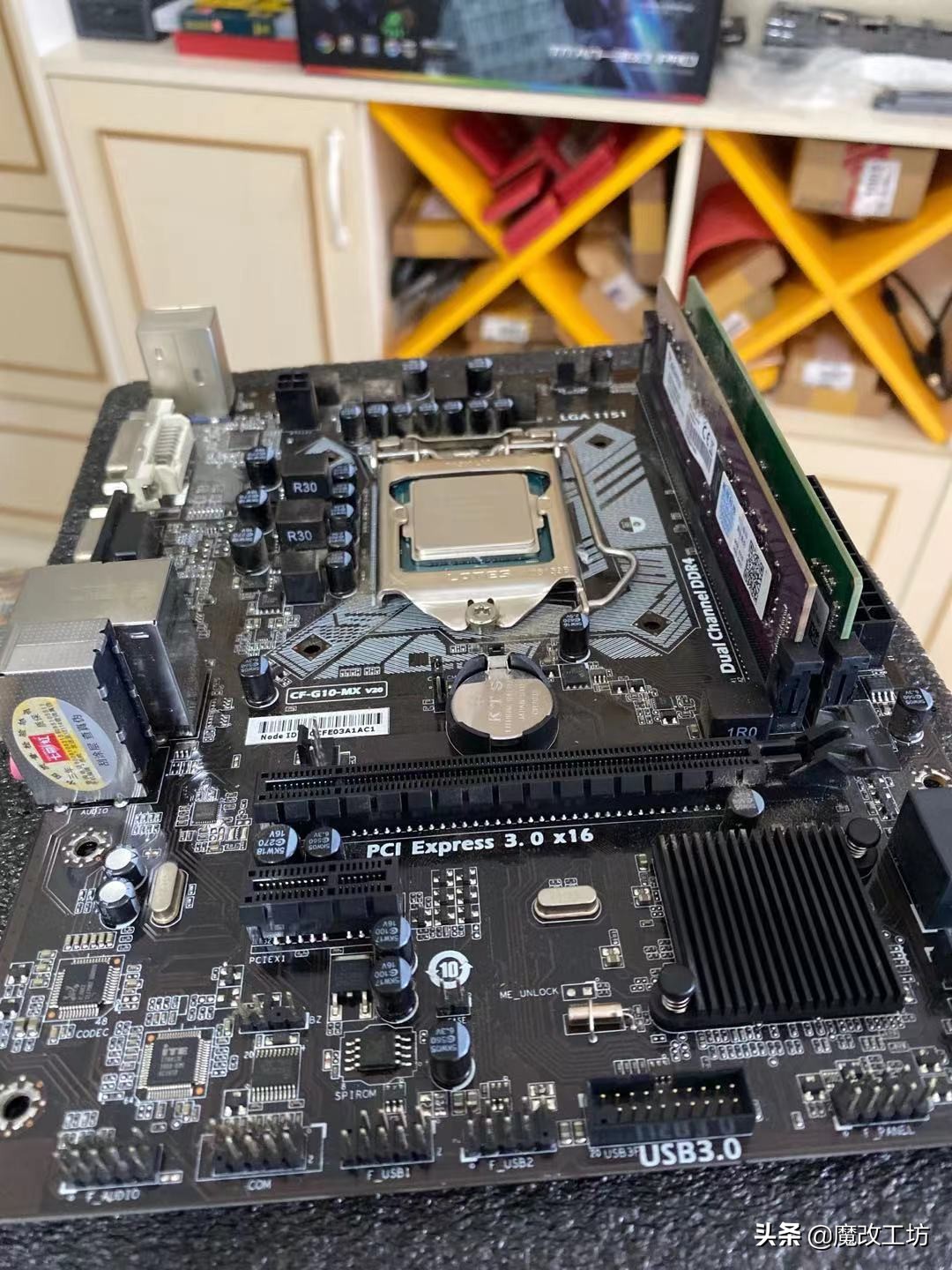 七彩虹高端电脑主板,100元主板华硕