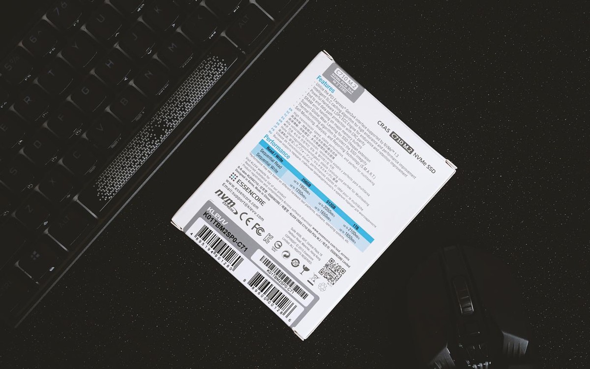 科赋crasddr416g,科赋m.2固态硬盘测评