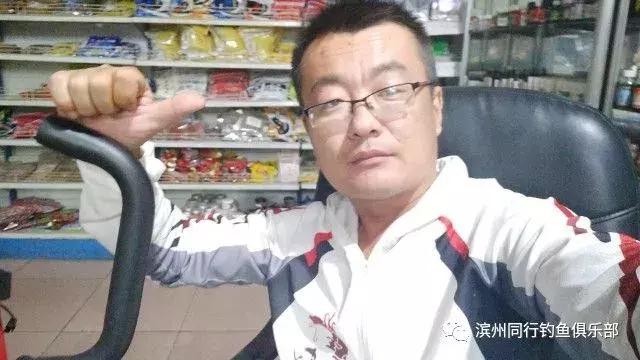 钓鱼小趣事100个,童年钓鱼的趣事