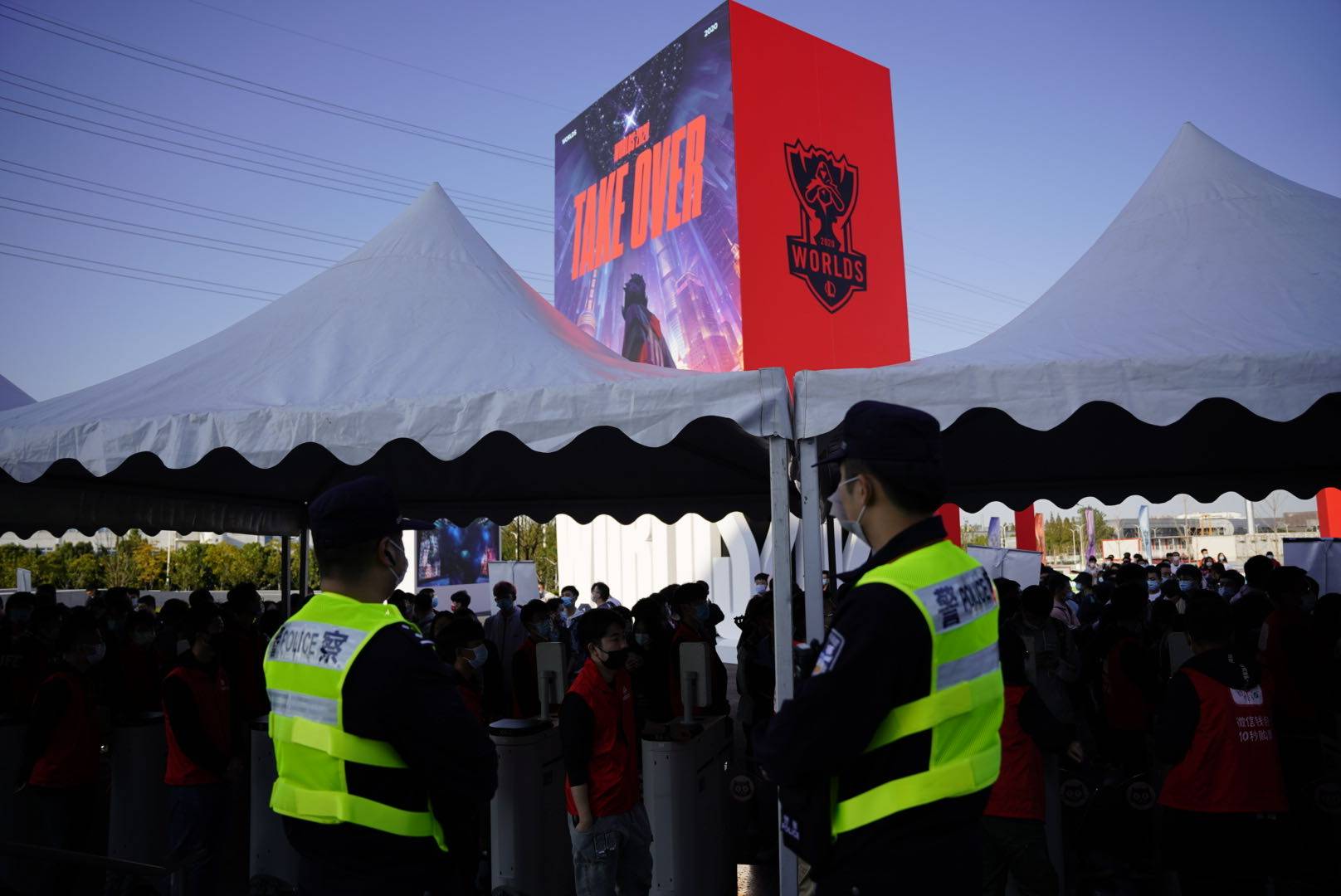 s10总决赛演播室,s10五星对决