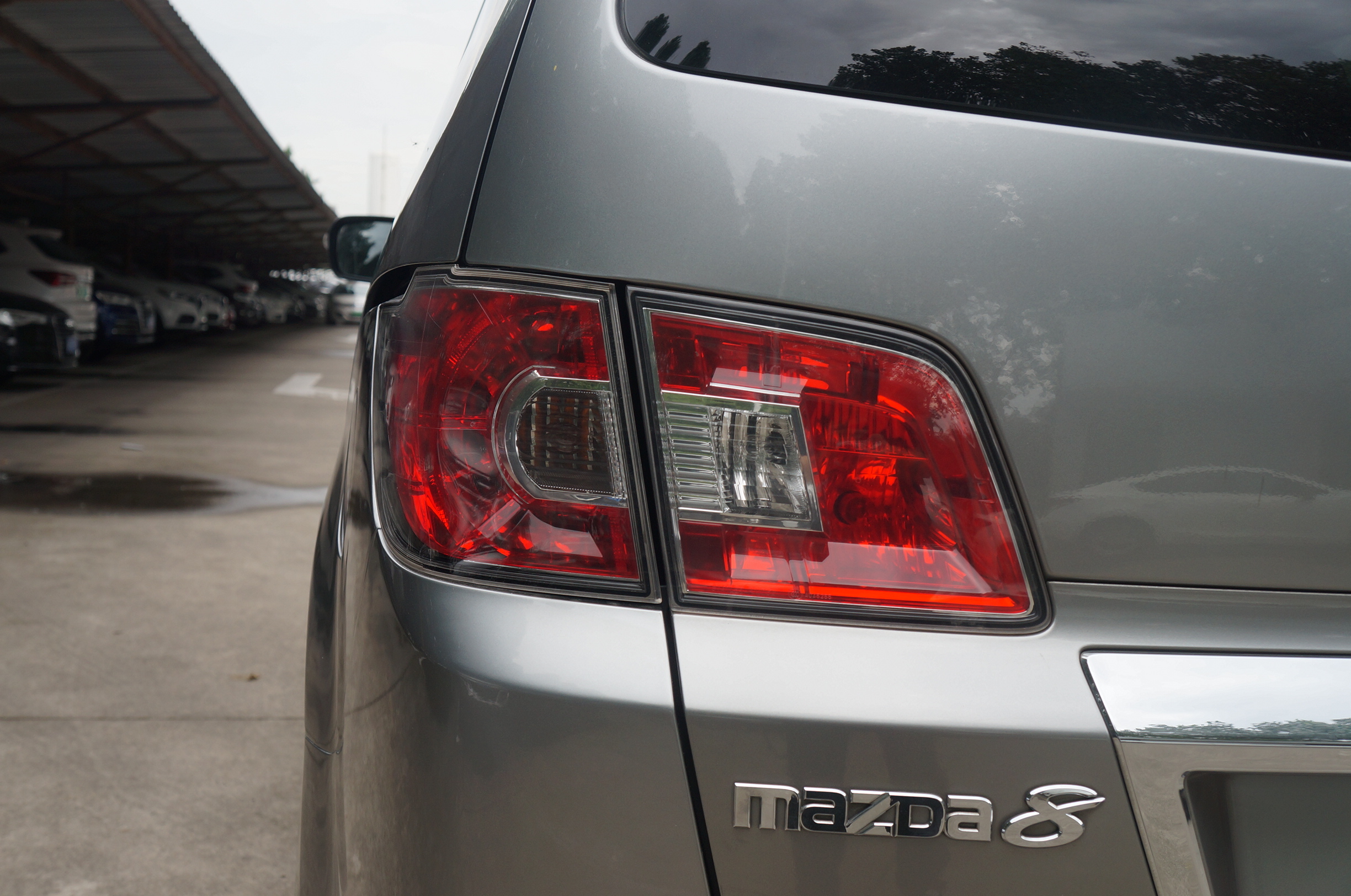 马自达8mpv二手,老款mpv马自达8