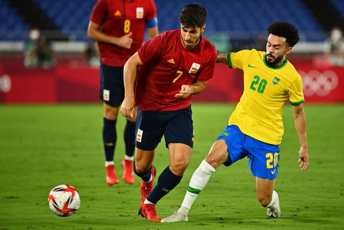 西班牙4比3皇马,西班牙首场输球最终夺冠